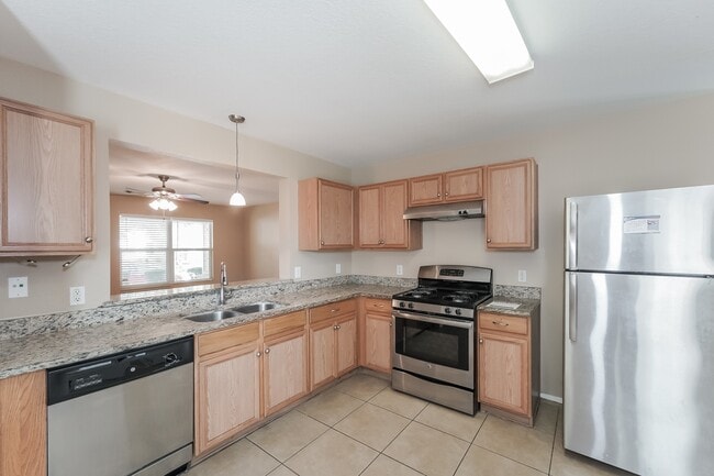 Building Photo - 3235 Dartmouth Field Ln