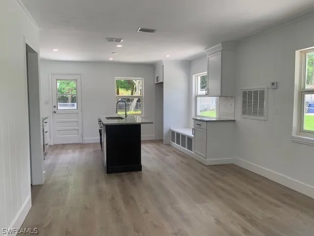Building Photo - 10471 McGregor Blvd