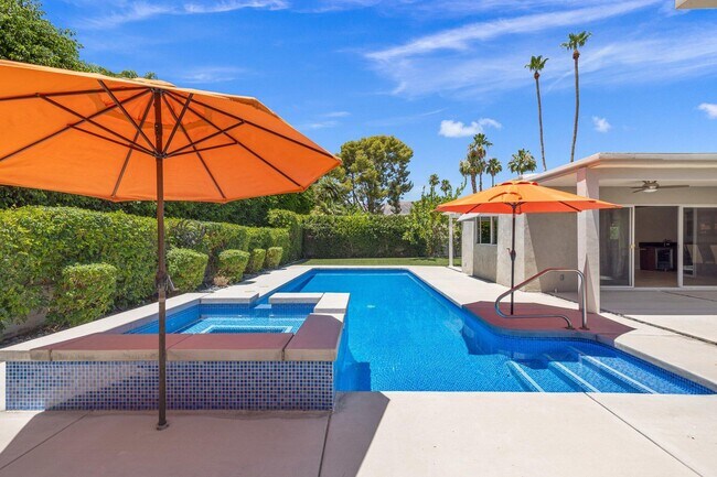Foto del edificio - 74085 Mockingbird Trail