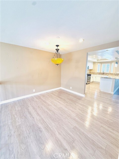 Foto del edificio - 19130 Beachcrest Ln