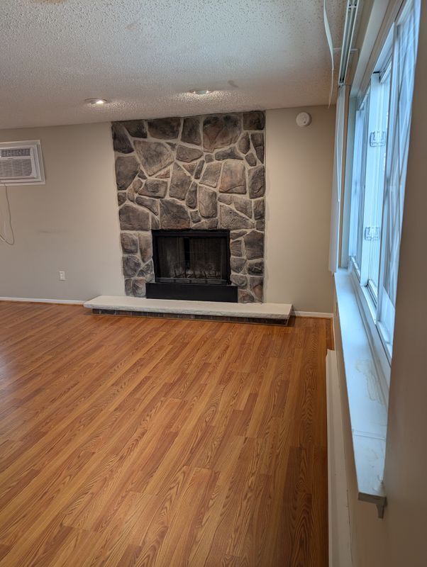 Foto del edificio - 6301 Robinson Rd