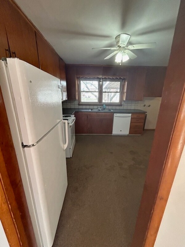 Building Photo - 77 Faircrest Dr