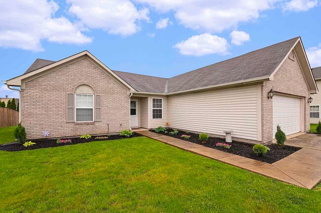 Building Photo - 1077 Springwater Rd