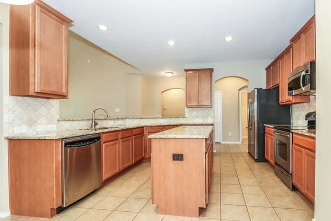 Building Photo - 15714 Landing Creek Ln