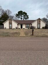 Building Photo - 8442 Farrah Ln