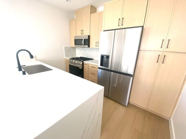 Photo - 4641 W 130th St Apartment