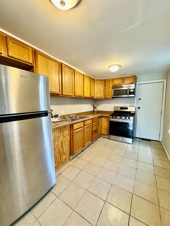 Foto del edificio - Nice 3 Bedroom in West Philly!