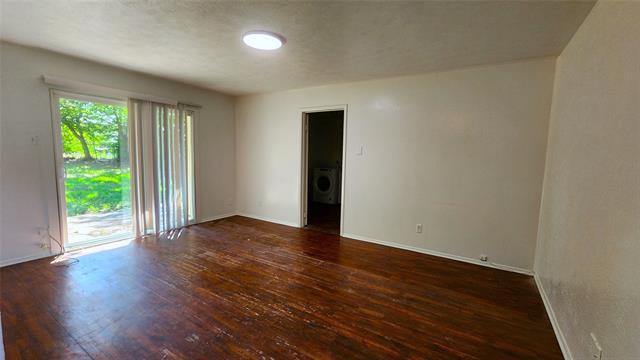 Foto del edificio - 520 Sweetbriar Dr