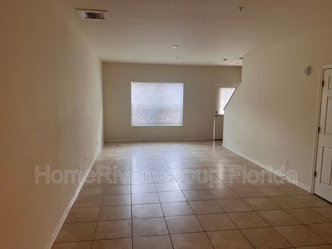 Building Photo - 9227 Bella Terraza Way