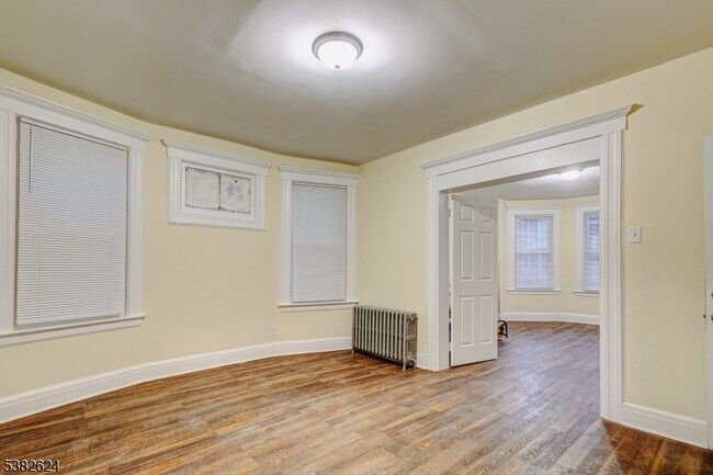 Building Photo - 178 N 16th St