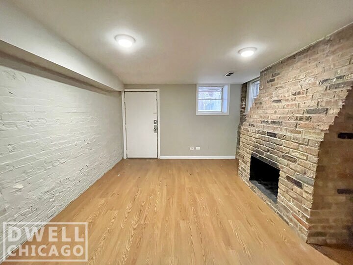 Foto principal - 3430 N Elaine Pl