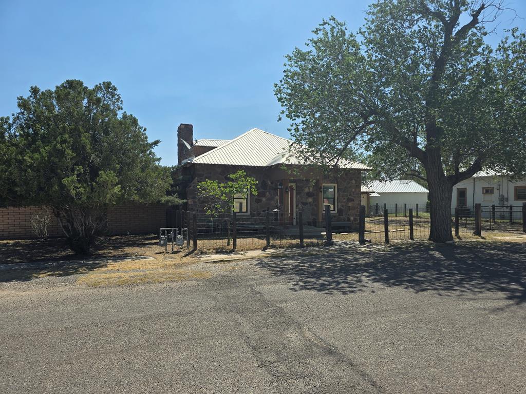 1004 N 7th St, Alpine, TX 79830 House Rental in Alpine, TX