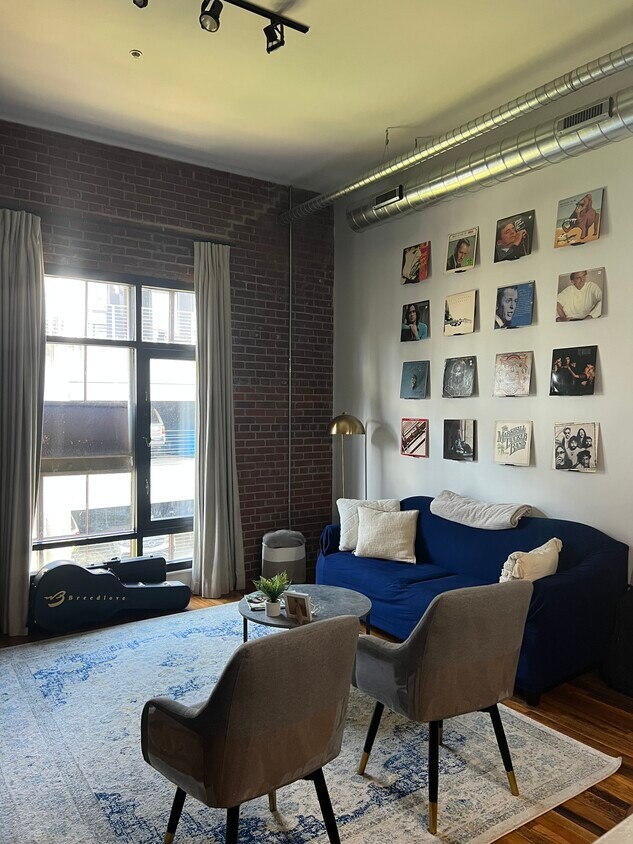 Foto principal - 704 Taylor St