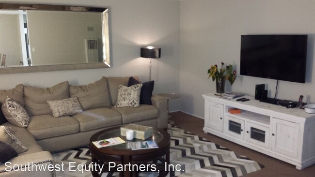 Building Photo - 330 W I St