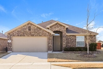 Building Photo - 14425 Jaycee Ln