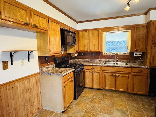 Foto del edificio - 29 Glenda Dr