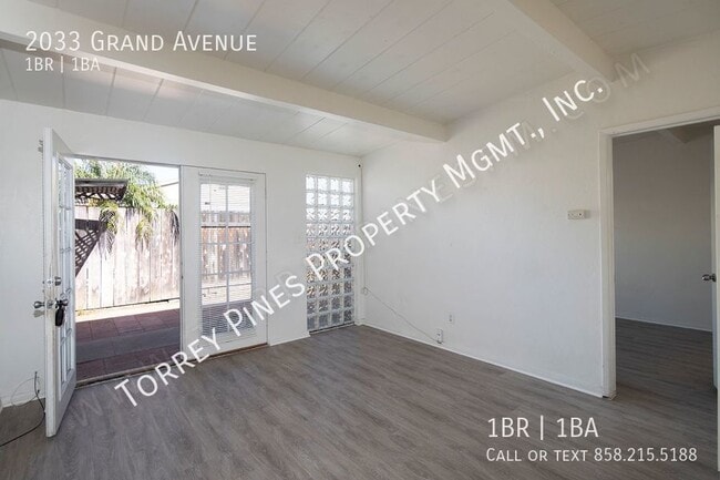 Building Photo - Pacific Beach 1 Bedroom Cottage with Parki...