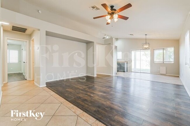 Building Photo - 3538 S Moccasin Trail