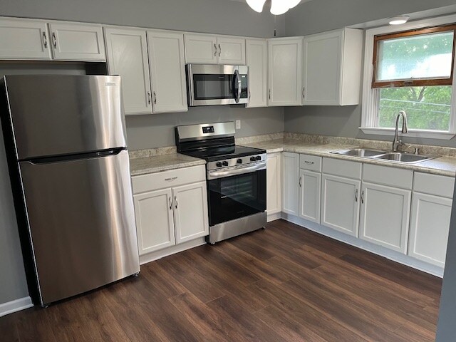 Foto del edificio - 14000 Marybrook Dr