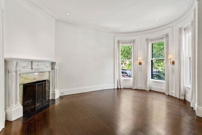 Foto del edificio - 225 Marlborough St