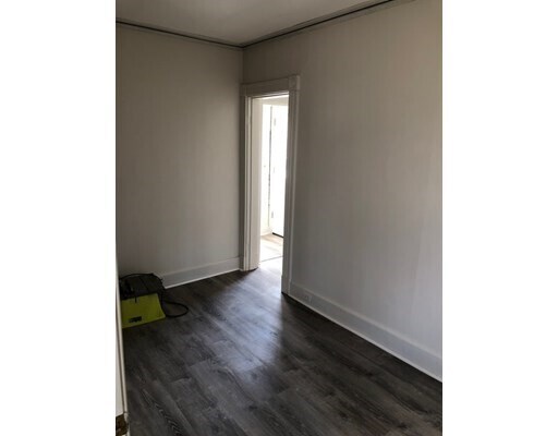 Foto del edificio - 111 School St