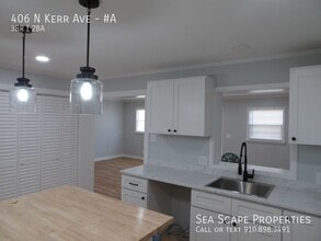 Building Photo - 406 N Kerr Ave