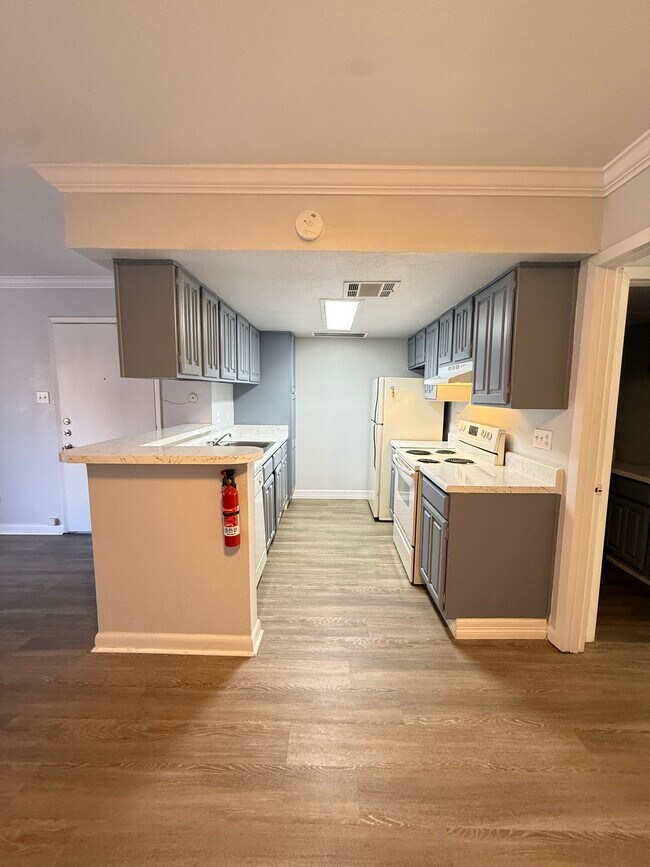 Foto del edificio - Berry Creek Townhomes