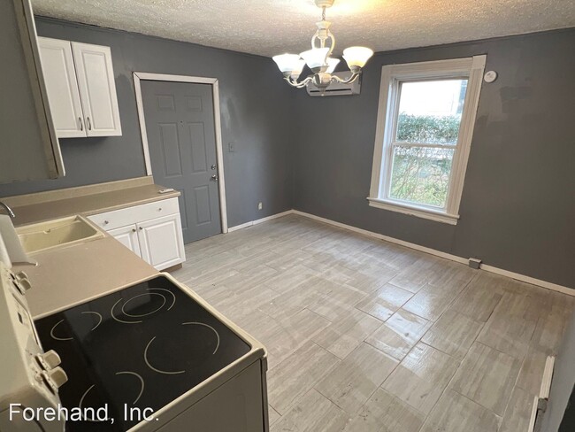Building Photo - 3 br, 2 bath House - 1113 18th St.