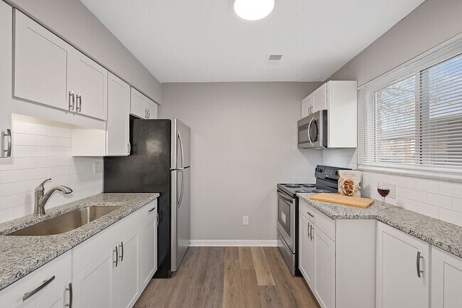 Interior Photo - 8Ninety at Loveland