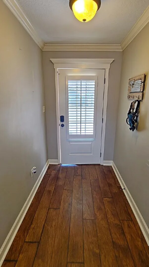 Building Photo - Charming 3-Bedroom Home with Lake Views and Modern Amenities in Hahira, GA