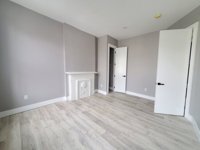 Foto del edificio - 404 Baldwin Ave