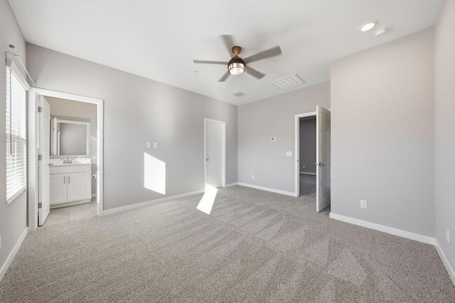 Building Photo - 8347 N 22nd Dr