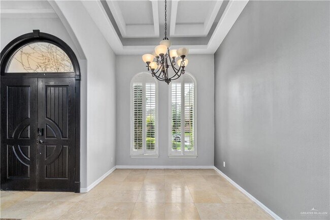 Foto del edificio - 614 Hackberry Ave