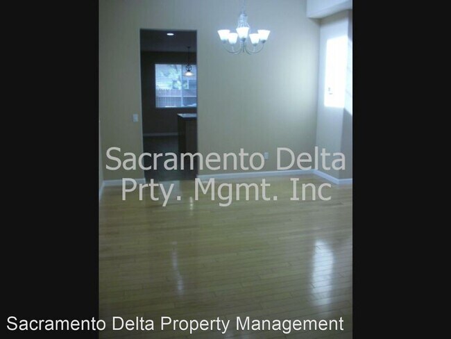 Building Photo - 4 br, 4 bath House - 9561 Spring River Way