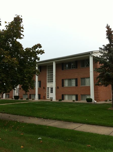 Primary Photo - 8229 Denwood Dr