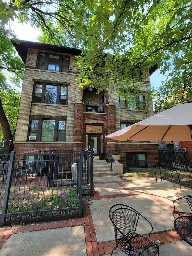 Primary Photo - 506 W Deming Pl