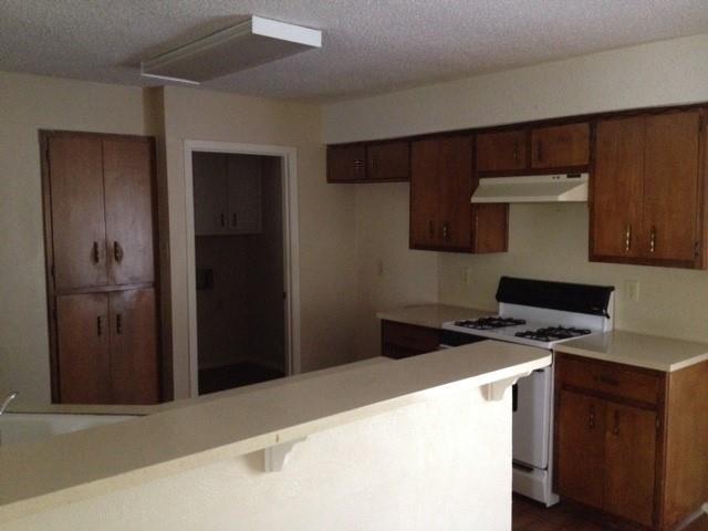 Foto del edificio - 8304 Kearsarge Dr