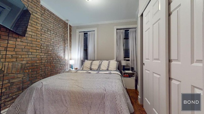 Building Photo - 493 Second Avenue