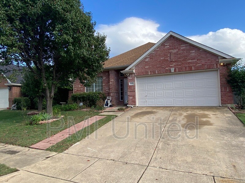 Primary Photo - 5408 Ridge View Dr