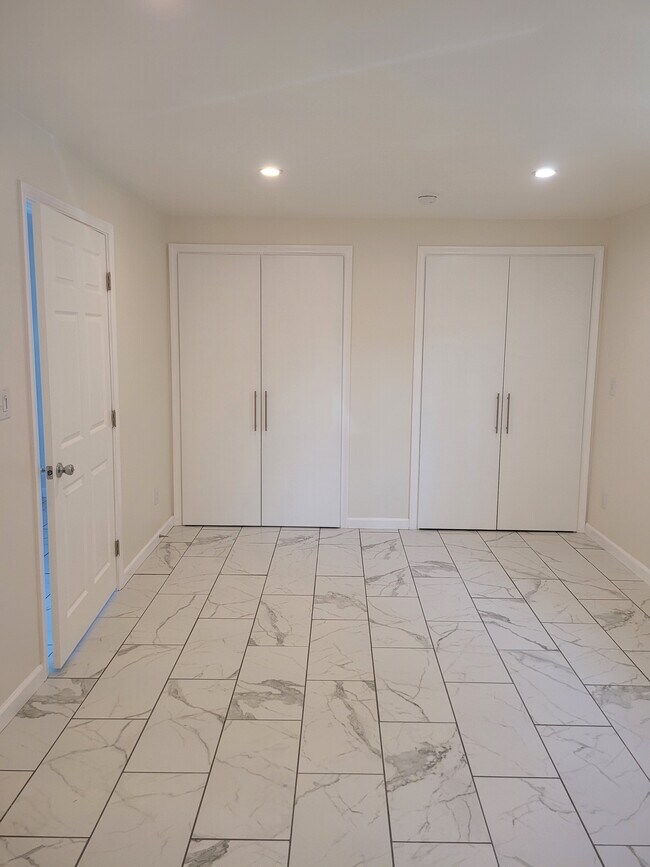 Unit B - Bedroom - 13329 Ramona Ave