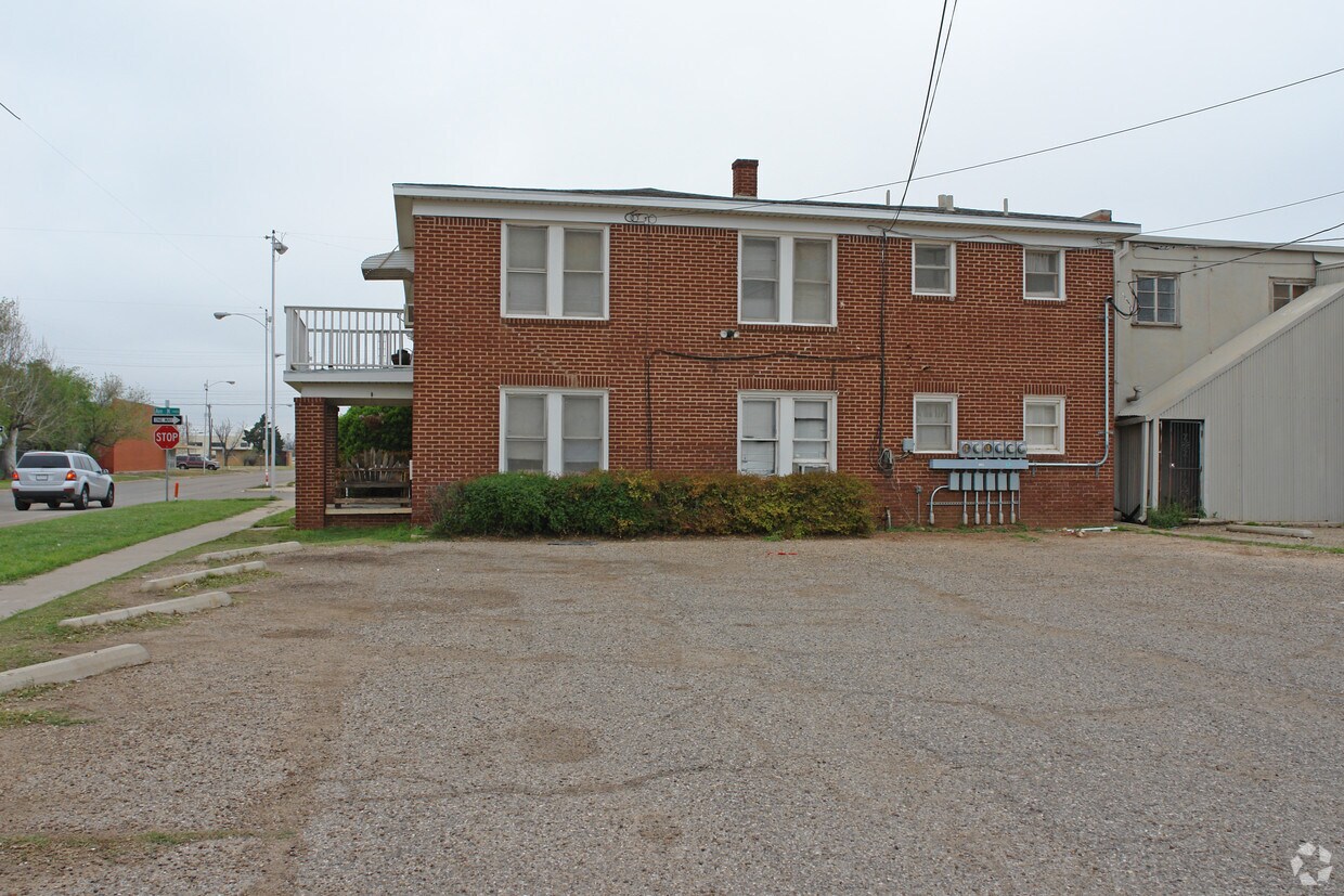Building Photo - 15th St. Apts.