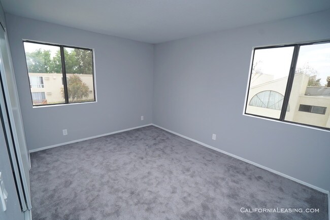 Building Photo - 13825 Beaver St
