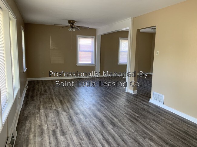 Building Photo - 1210 Gahan Dr