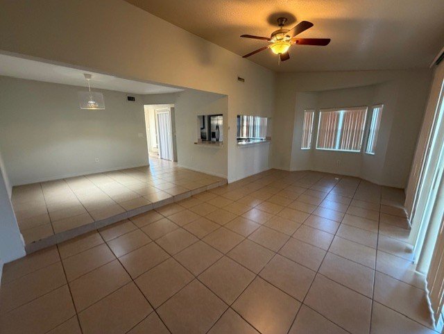 Foto del edificio - 332 Caribbean Dr
