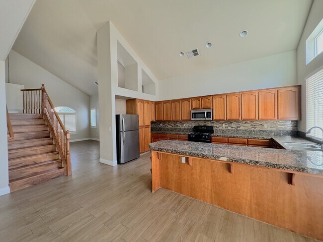 Foto del edificio - 4629 Stern Dr