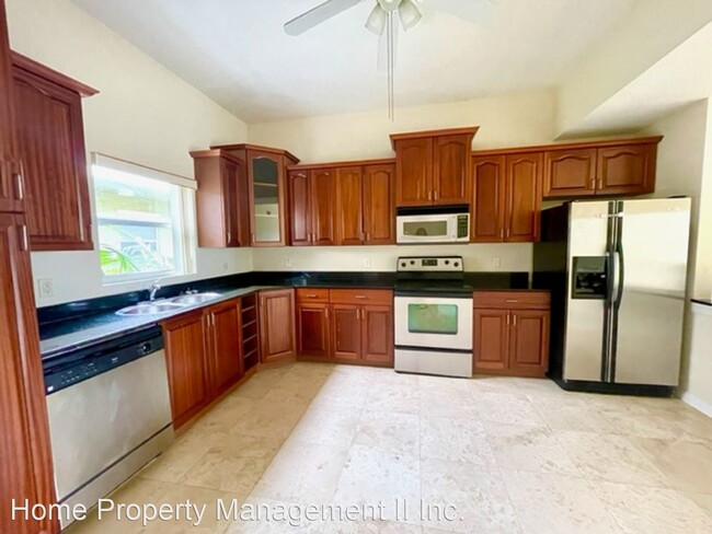 Building Photo - 3 br, 2 bath House - 1610 PRESIDENTIAL WAY...