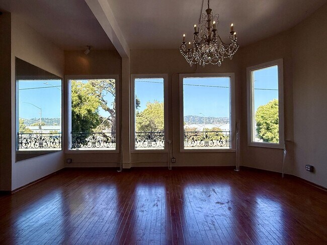 Foto del edificio - Gorgeous studio for rent in Sausalito!
