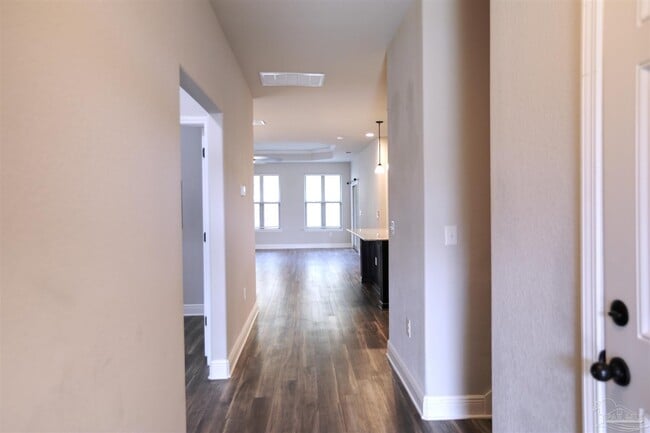 Building Photo - 10824 Trailblazer Wy