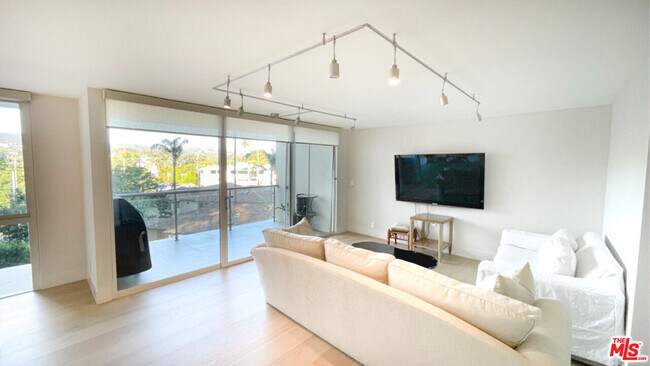 Foto del edificio - 201 Ocean Ave Ext
