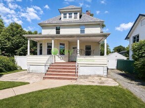 Building Photo - 1232 Alicia Ave